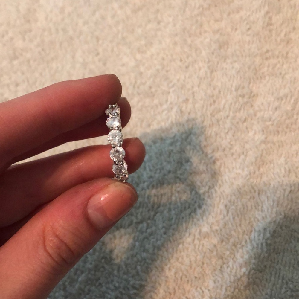 Ring - Picture 2 of 4